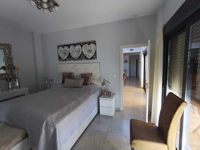 2 спальная комната вилла продается