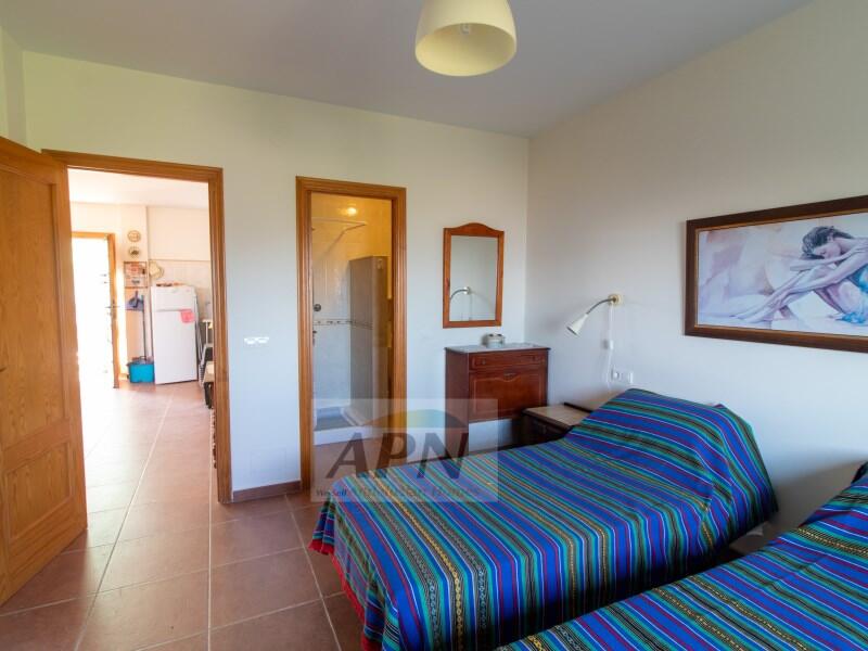 2 Schlafzimmer Landhaus zu verkaufen