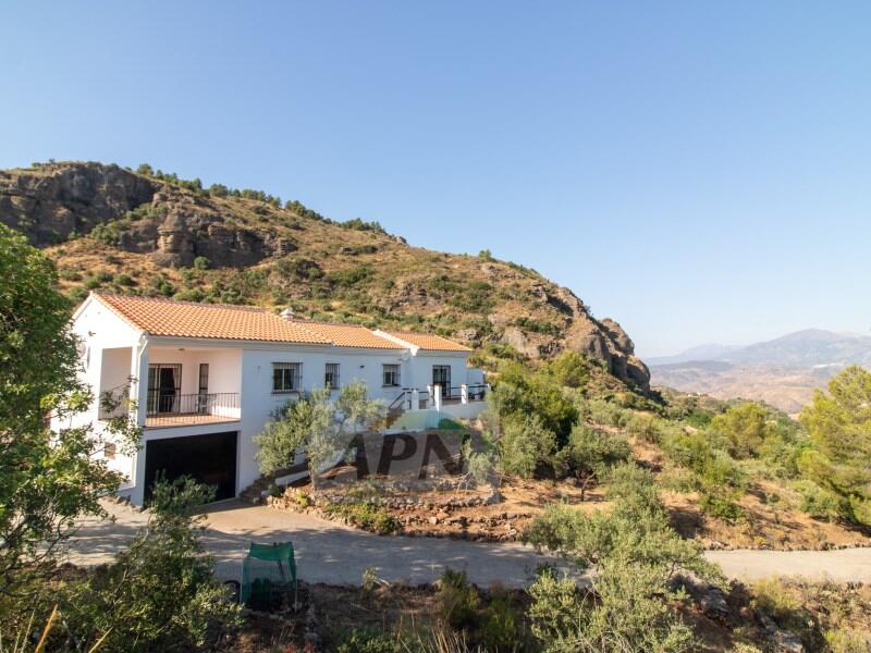 2 Schlafzimmer Landhaus zu verkaufen