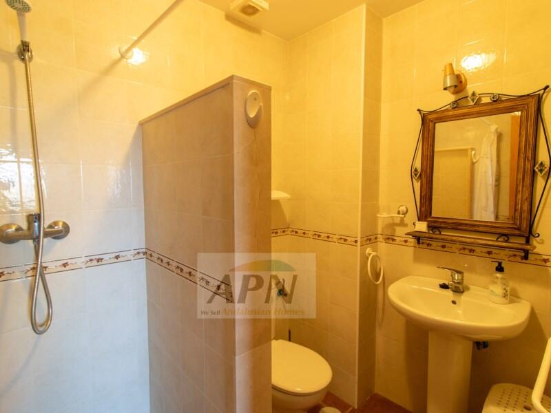 2 Schlafzimmer Landhaus zu verkaufen