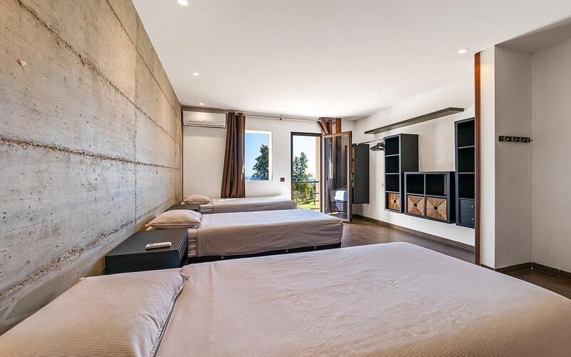 8 soveværelse Villa til salg