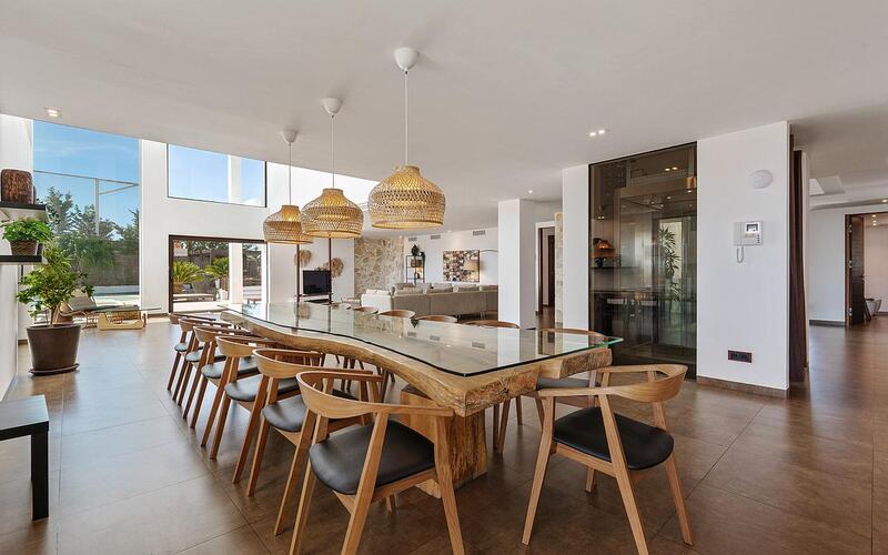 8 soveværelse Villa til salg