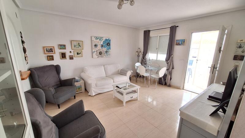 2 Cuarto Villa en venta