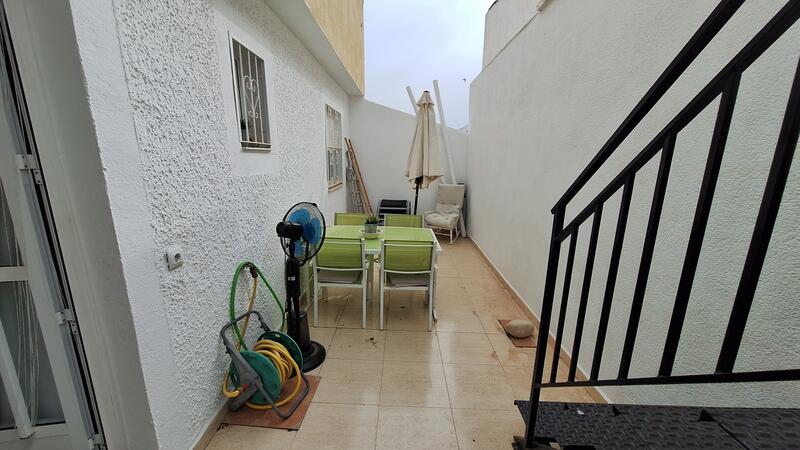 2 Cuarto Villa en venta