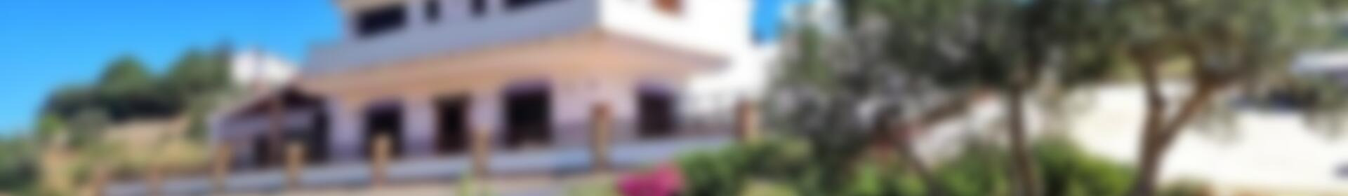 4 Schlafzimmer Landhaus zu verkaufen