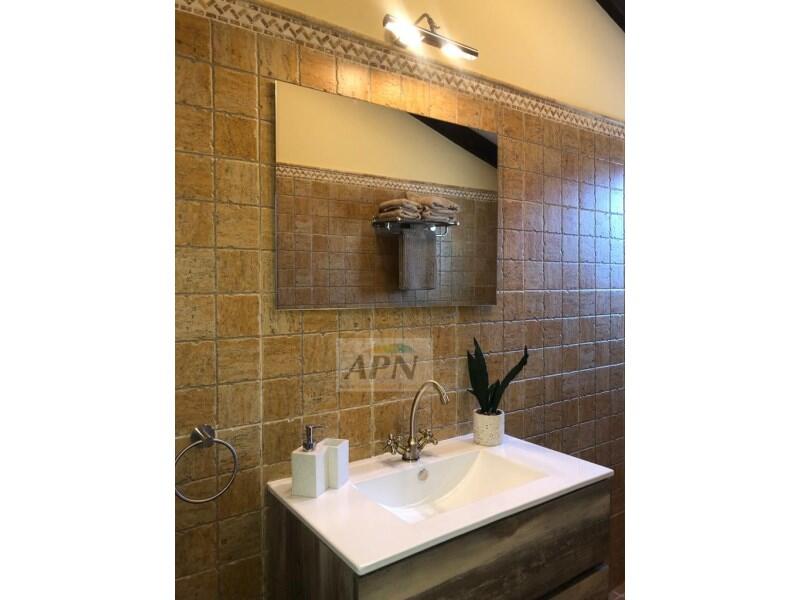 4 Schlafzimmer Landhaus zu verkaufen