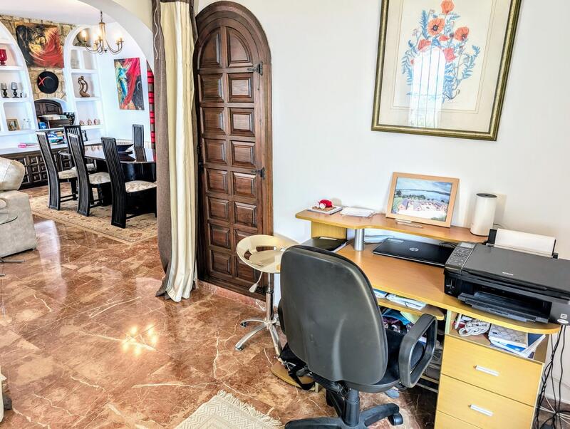 4 bedroom Villa for sale