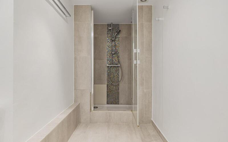 5 soveværelse Byhus til salg