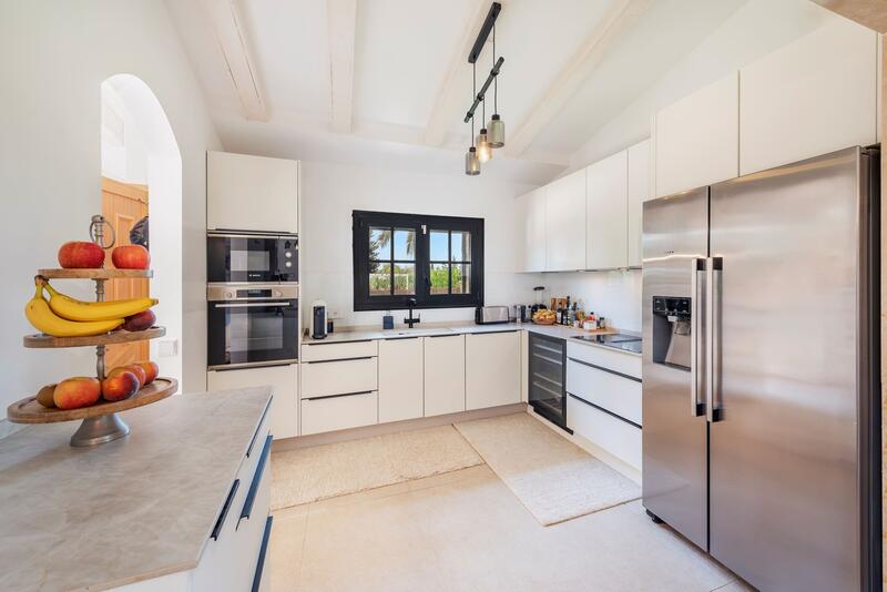 8 bedroom Country House for sale