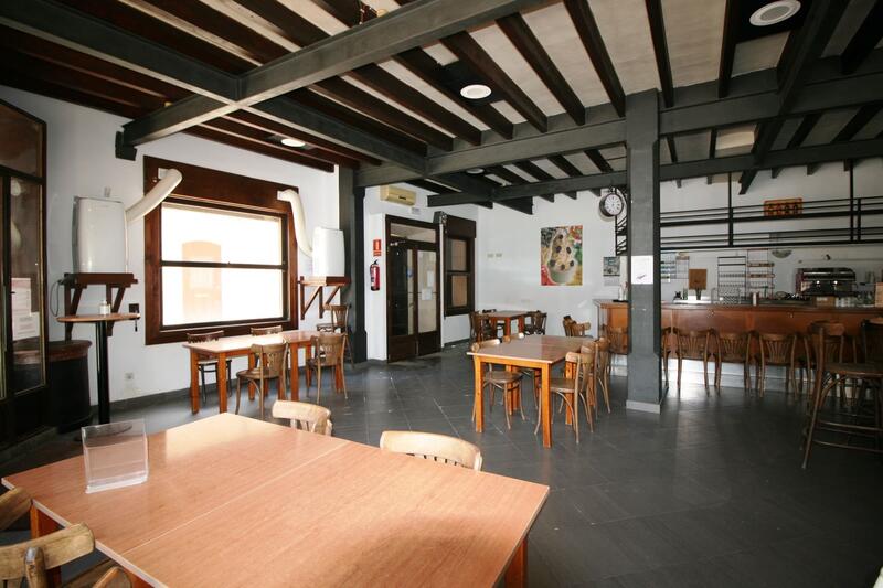 Kommersiella fastigheter till salu