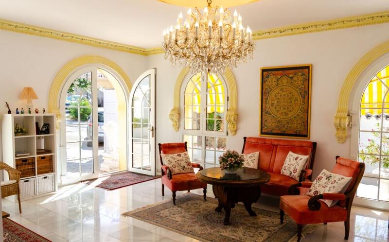 15 bedroom Villa for sale