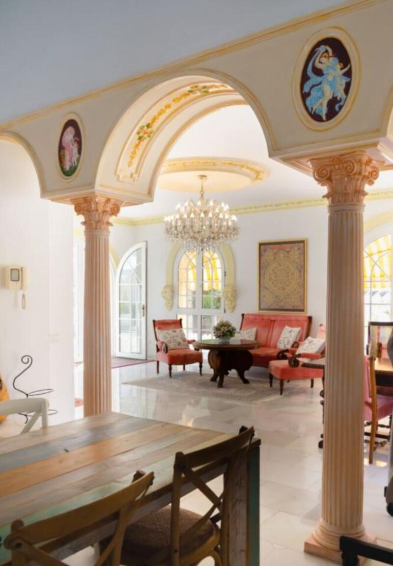 15 bedroom Villa for sale