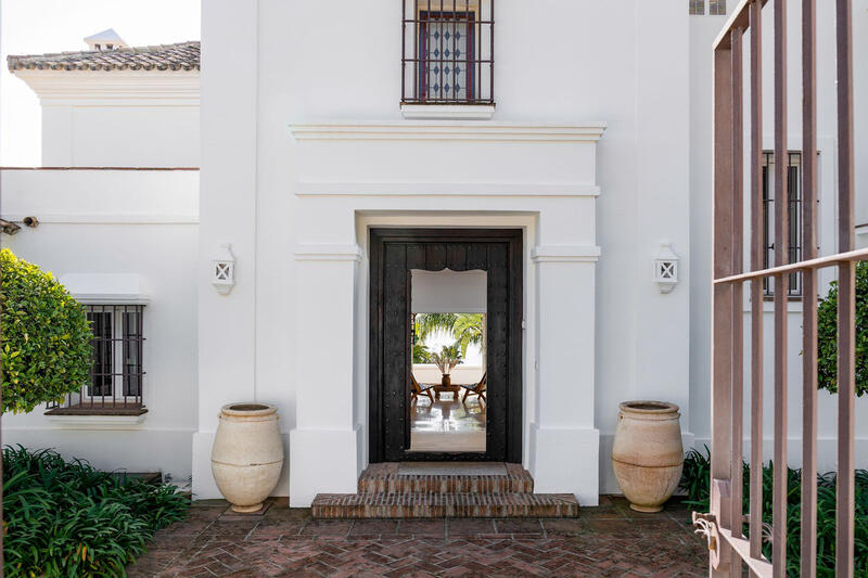 6 Cuarto Villa en venta