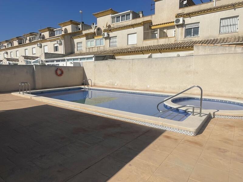 3 sovrum Radhus till salu