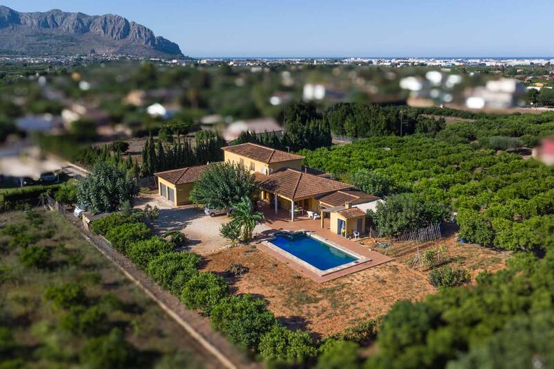 Villa til salg i Pedreguer, Alicante