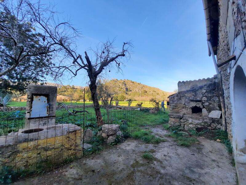 4 Schlafzimmer Landhaus zu verkaufen