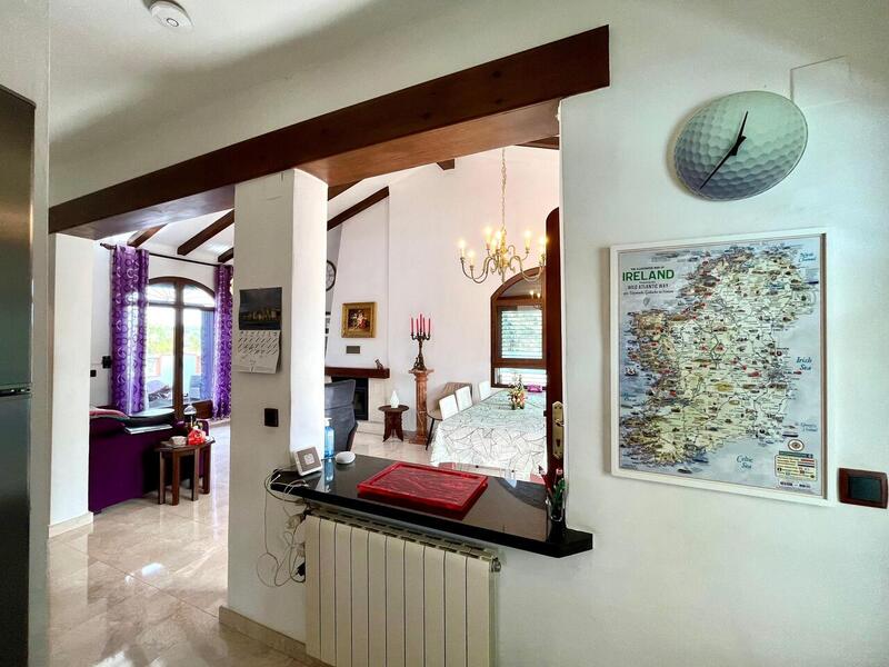 4 Cuarto Villa en venta