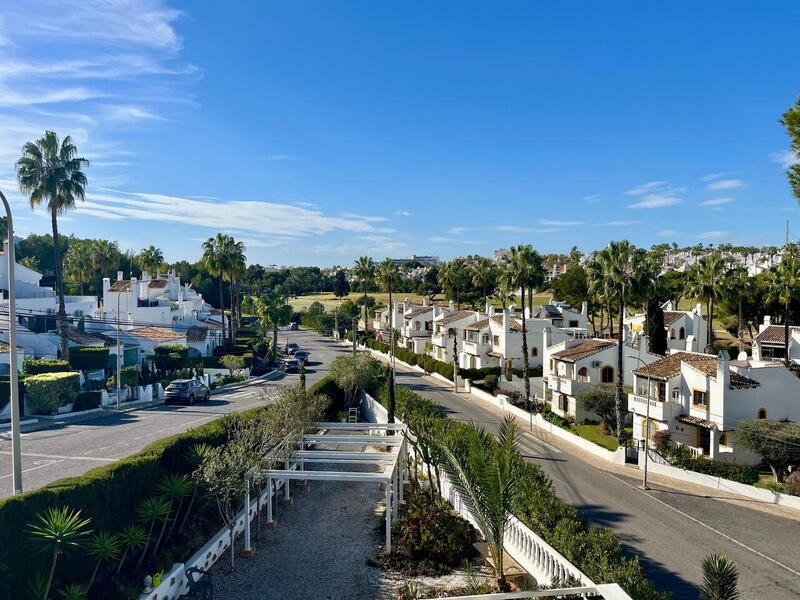 4 Cuarto Villa en venta