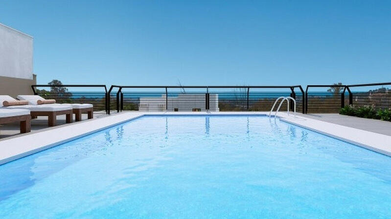 Apartment for sale in Nueva Andalucia, Málaga