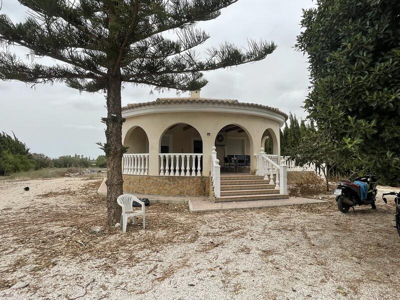 3 bedroom Country House for sale 3 bedroom Country House for sale