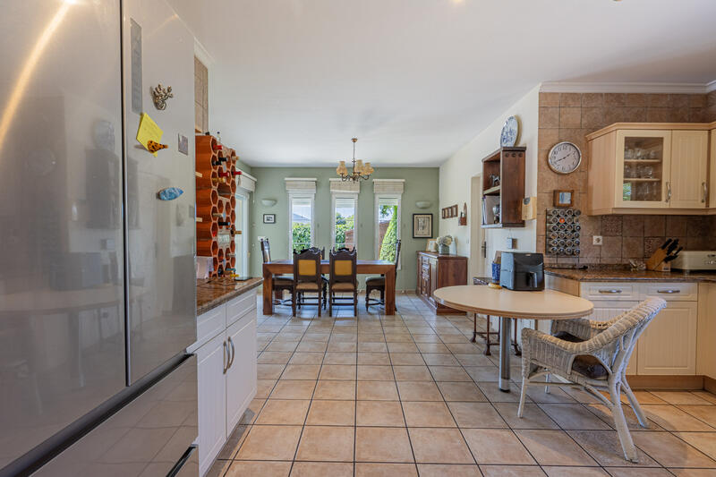 3 Cuarto Villa en venta