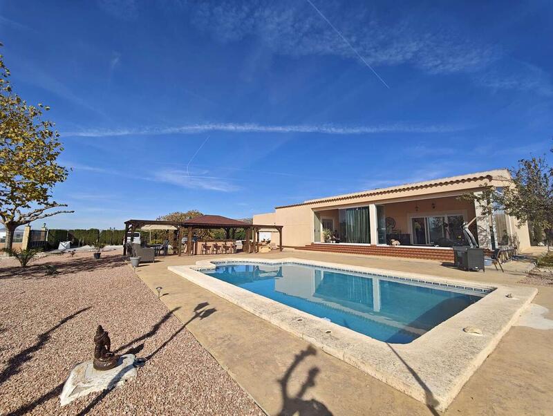 Villa till salu i Sax, Alicante