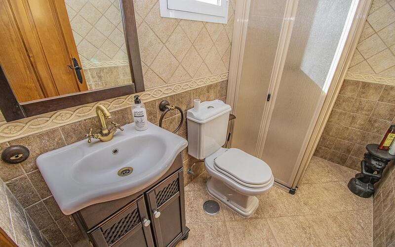 7 sovrum Villa till salu