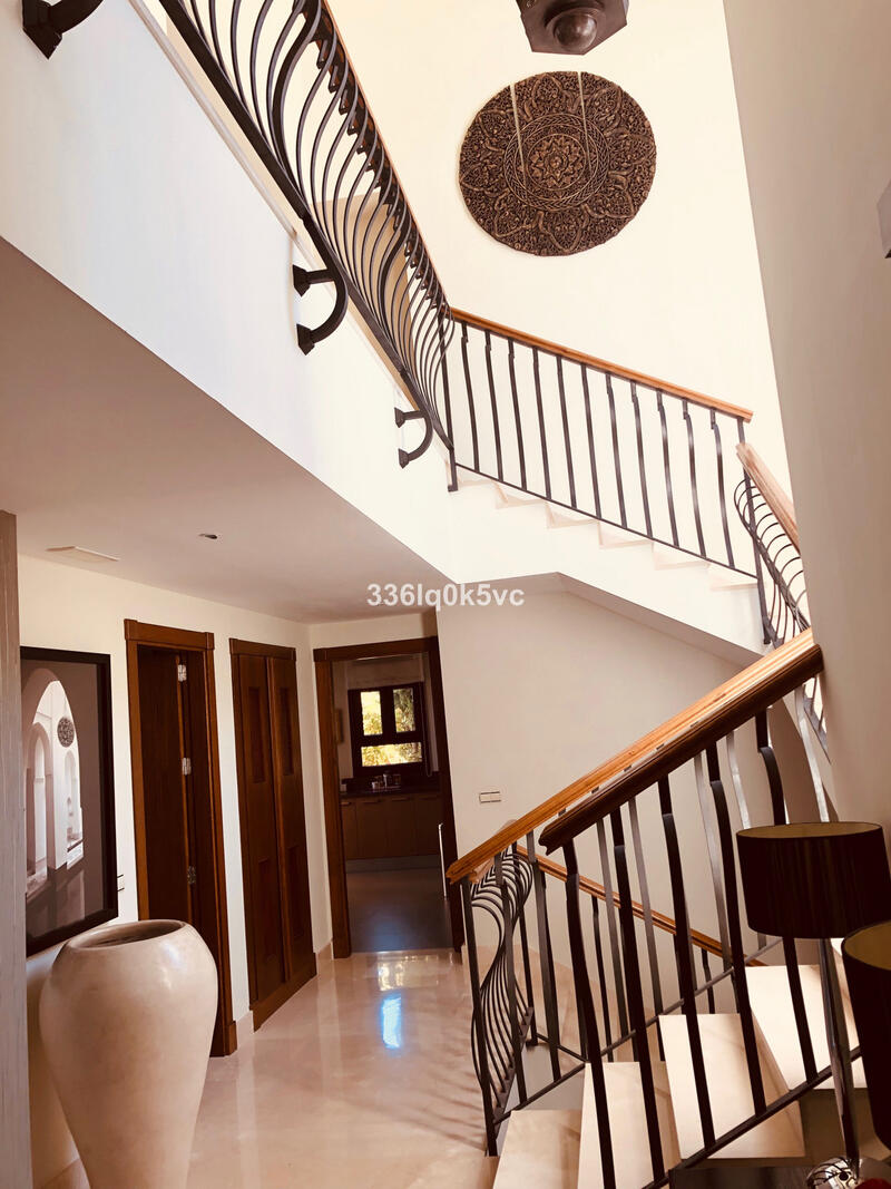 5 Cuarto Villa en venta