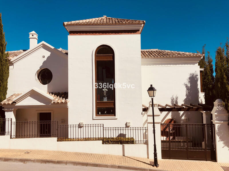 5 Cuarto Villa en venta