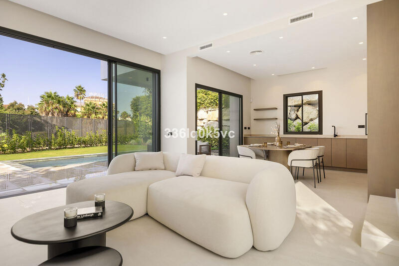 4 bedroom Villa for sale