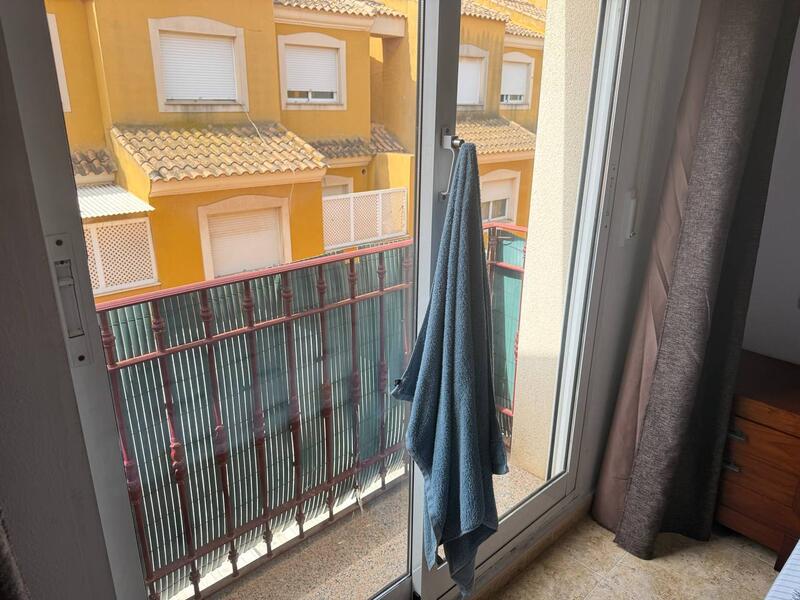 5 slaapkamer Gezinswoning Te koop