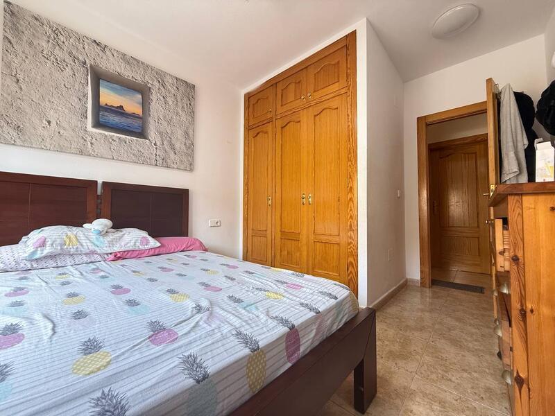 5 slaapkamer Gezinswoning Te koop