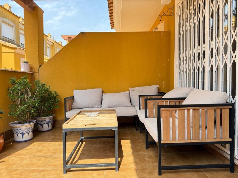 5 slaapkamer Gezinswoning Te koop