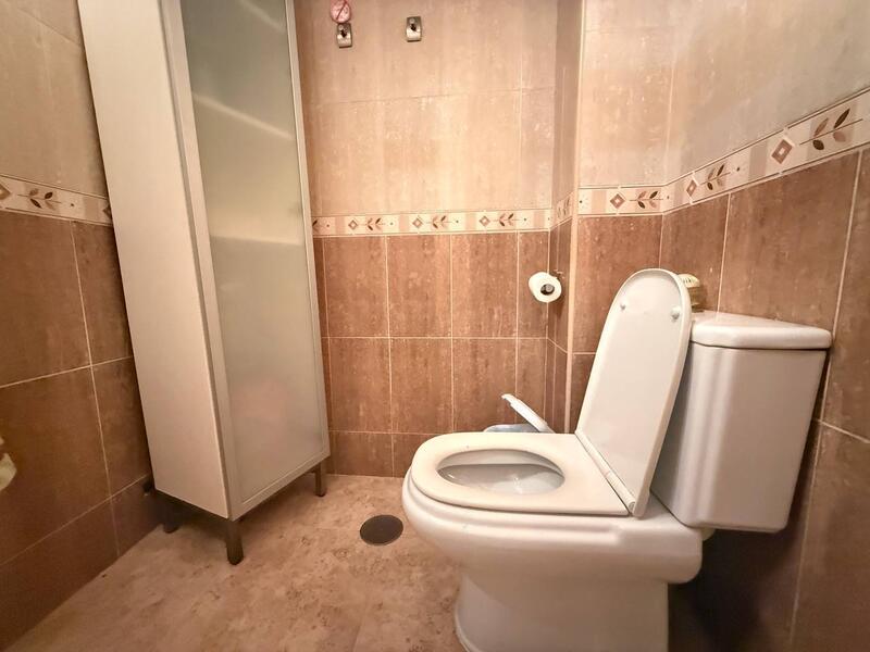 5 slaapkamer Gezinswoning Te koop