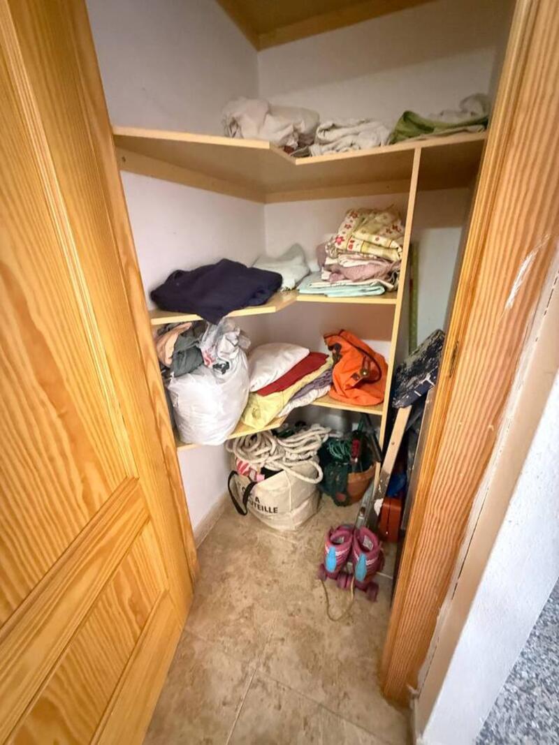 5 slaapkamer Gezinswoning Te koop
