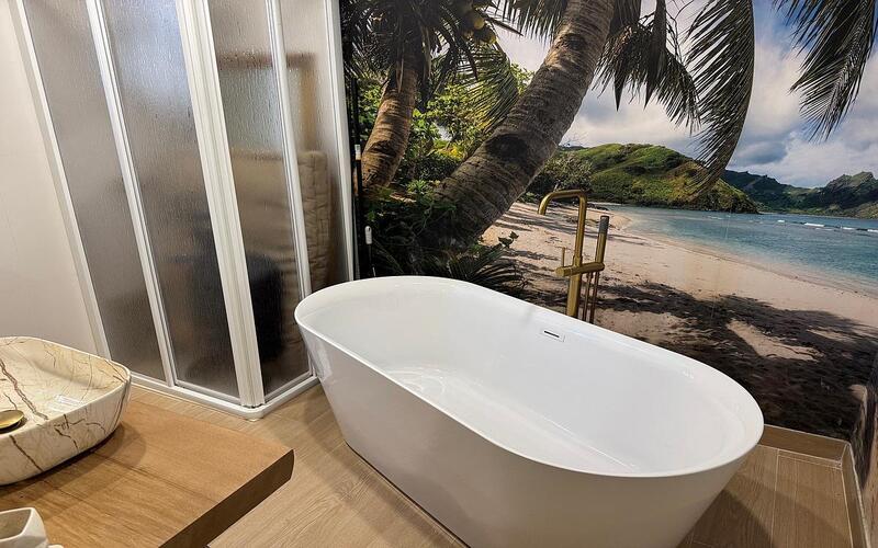 3 спальная комната городская тюрьма продается