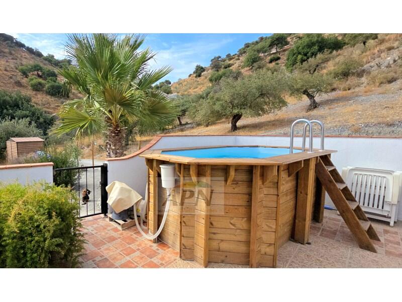 2 bedroom Country House for sale