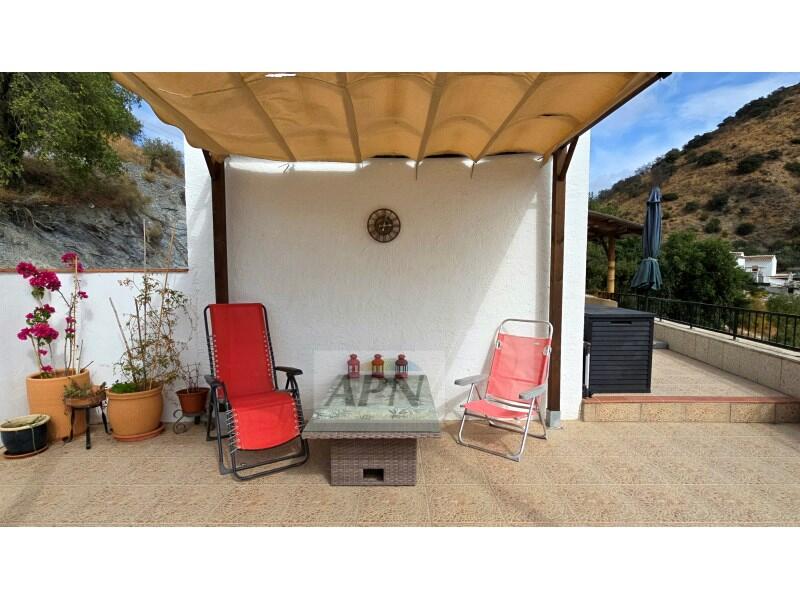 2 bedroom Country House for sale