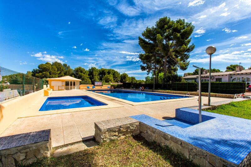 2 спальная комната вилла продается