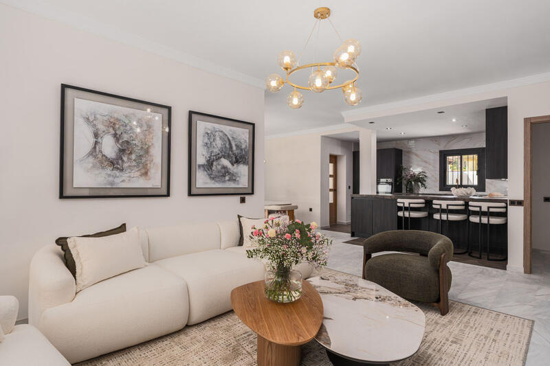 6 soverom Villa til salgs