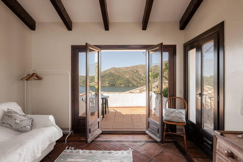 6 Schlafzimmer Landhaus zu verkaufen