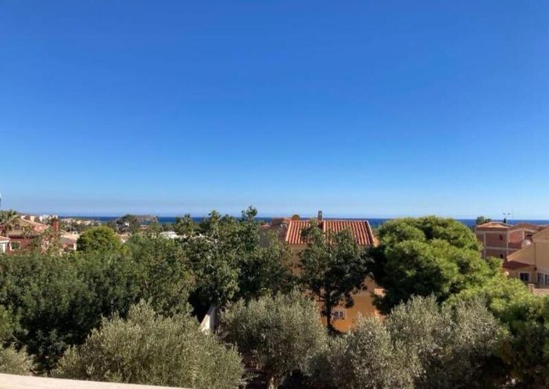 4 bedroom Villa for sale