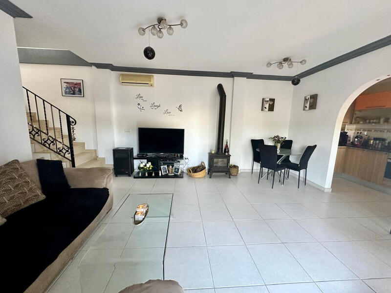 3 Cuarto Villa en venta