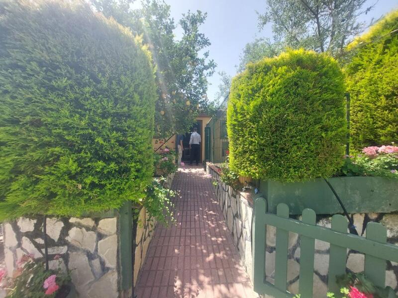 5 bedroom Villa for sale