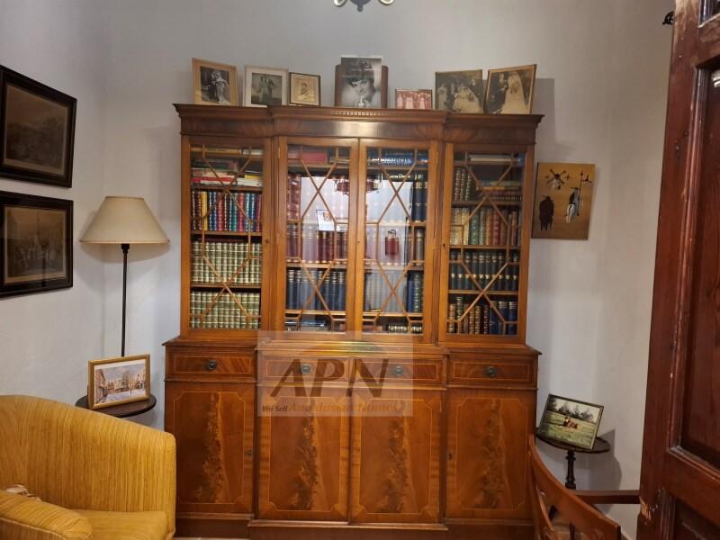 3 bedroom Townhouse for sale