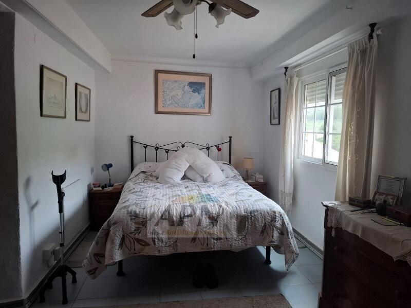 3 bedroom Townhouse for sale