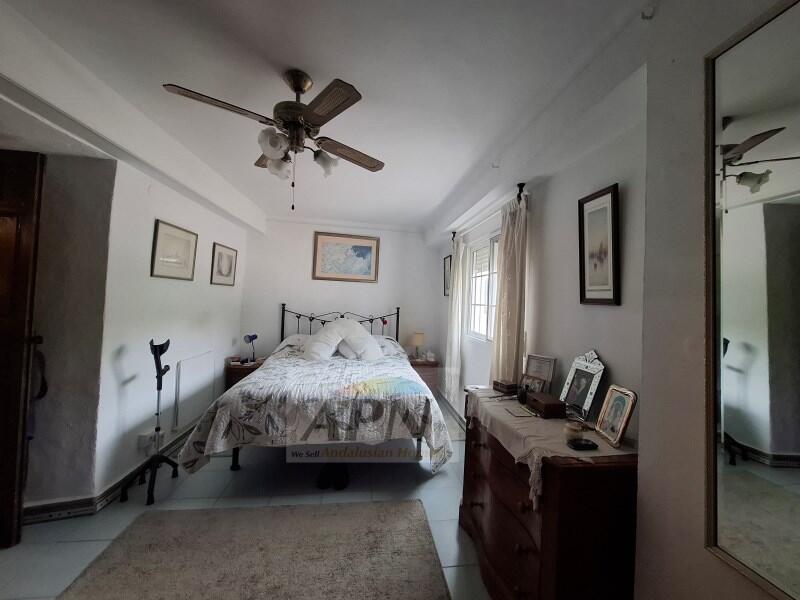 3 bedroom Townhouse for sale