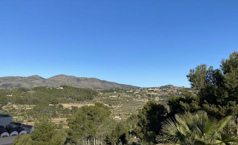 4 спальная комната вилла продается