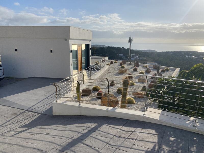 5 bedroom Villa for sale