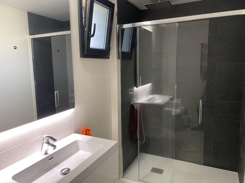 3 Schlafzimmer Appartement zu verkaufen